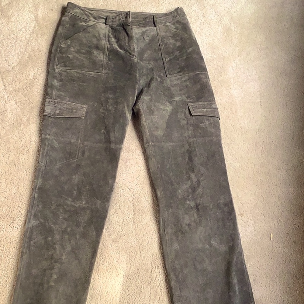 Suede olive green Sienastudio cargo pants.  Sz 6